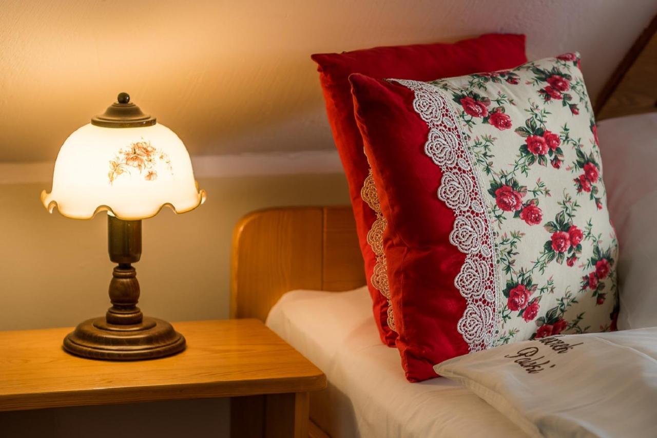Bed & Breakfast Dworek Polski